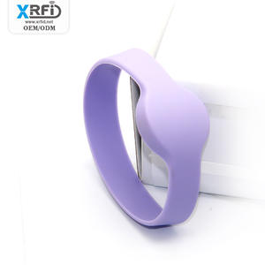 Pulseras de Silicona Personalizadas con Logotipo, 13.56mhz, Resistentes al Agua, Pasivas, RFID, Grabables - Product Image 1