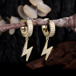 Pendientes de Aro Circulares RAKOL ZPE1941 con Superficie Lisa Redonda con Incrustaciones de Diamantes Rectangulares Cuadrados de Circonio - Product Image 1