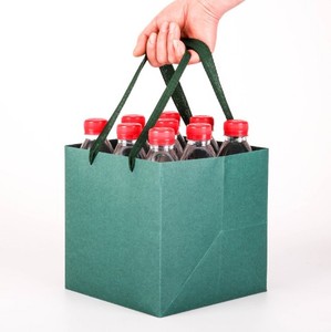Venta al por mayor de estampado en caliente de lujo logotipo personalizado impreso <span class=keywords><strong>verde</strong></span> de cartón de papel kraft bolsa de compras con <span class=keywords><strong>mango</strong></span> - Product Image 1