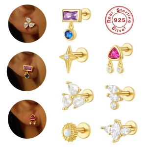 Boucles d'oreilles tendance en argent sterling S925 plaqué or avec zircon, design plat, pour femmes - fiançailles, mariage, par Gaby Fashion Jewelry - Product Image 1