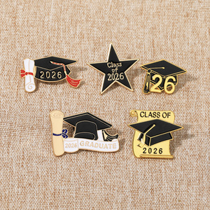 Prix de gros en gros : Épingles en émail de remise de diplôme Classe de 2026, Broches chapeau de doctorat, Épingles de revers pour diplômés, pour écoles, cadeaux et souvenirs - Product Image 2