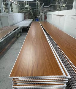 Paneles de Plástico <span class=keywords><strong>con</strong></span> Acabado de <span class=keywords><strong>Madera</strong></span> de Alto Brillo de 200*8 mm, Placas para Techo de PVC, Plafón de PVC - Product Image 3