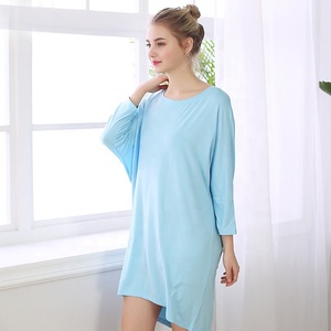 Pigiami e <span class=keywords><strong>Camicie</strong></span> <span class=keywords><strong>da</strong></span> <span class=keywords><strong>Notte</strong></span> in <span class=keywords><strong>Cotone</strong></span> Morbido, Lavabili e Traspiranti con Maniche a Pipistrello, Vendita all'Ingrosso - Product Image 3
