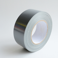 Ruban adhésif multi-usages robuste gris, noir, blanc de 2 pouces (50 mm) pour l'étanchéité des cartons et le gainage des tuyaux