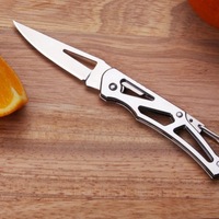 Draagbaar Heet Mes Roestvrij Staal Lichtgewicht Gratis Slot Multifunctionele Sleutelhanger Outdoor Camping Fruit Opvouwbare Zakmes