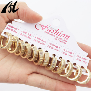 C-462 14K Vàng Mạ Rhinestone Bông Tai Thiết Lập Pha Lê Lấp Lánh Brass Hoop & <span class=keywords><strong>Stud</strong></span> Cho Phụ Nữ Thời Trang Phong Cách Đồ Trang Sức Cho Các Bên - Product Image 4