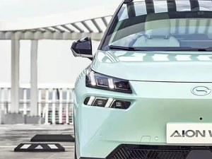 AION <span class=keywords><strong>V</strong></span> Plus 90 Version Ultra Longue Portée SUV Compact 100% Électrique 5 Places Voiture Familiale à Énergie Nouvelle en Stock - Product Image 4