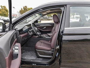 Jetour X70 Plus 2025 d'<span class=keywords><strong>occasion</strong></span>, 7 places, 1.5T, version haut de gamme, blanc, faible kilométrage, peinture d'origine, prix usagé, très demandé en Algérie - Product Image 6