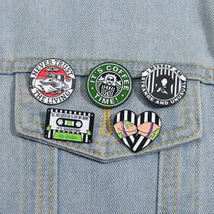 Broche en émail <span class=keywords><strong>punk</strong></span> créative d'Halloween, broche en métal vintage amusante, badge de revers, bijoux, accessoires pour sac à dos - Product Image 1