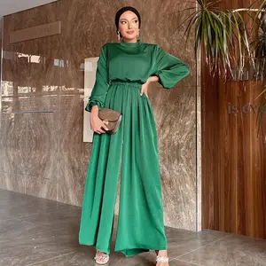 Yiwu Hersteller Großhandel Kleid Naher Osten Dubai Jumps uit Set Abaya Frauen muslimischen Kleid