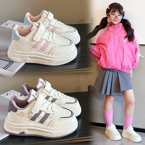 أحذية بناتية بنمط غربي لطيف مع نقوش كرتونية وإغلاق فيلكرو، أحذية منصة بيضاء جديدة لربيع 2026 للفتيات الصغيرات والمتوسطات - Product Image 1