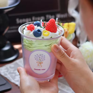 Nueva Vela Aromática de Cera de Soja Hecha a Mano Original con Diseño de Helado de Fresa, Regalo para Bodas, Día de la Madre, Navidad - Product Image 4