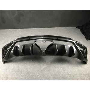 <span class=keywords><strong>Prix</strong></span> de gros d'usine Kit de carrosserie Urus Diffuseur arrière en fibre de carbone de style M pour <span class=keywords><strong>Lamborghini</strong></span> URUS - Product Image 5
