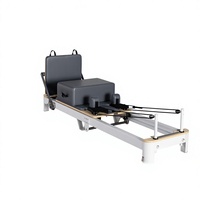 Reformer Pilates pliable en alliage d'aluminium durable et réglable, lit de rééducation multifonctionnel pour usage commercial et domestique