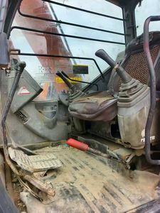 Performances puissantes Hydraulique fluide Fonctionnement facile Excavatrice d'occasion Hitachi ZX70-6 pour les petits et moyens projets - Product Image 3