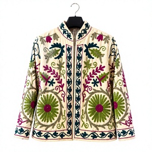 Veste brodée de qualité supérieure KAMARVY pour femme, inspirée des motifs ethniques, réversible, en velours et coton, pour l'automne/hiver - Product Image 1