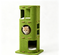 Arbre à chat d'hiver à double couche avec maisonnette intégrée, griffoir et abri multi-niveaux chaud pour chats