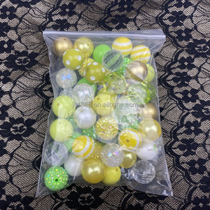 Cuentas acrílicas <span class=keywords><strong>de</strong></span> estilo mixto con estampado <span class=keywords><strong>de</strong></span> <span class=keywords><strong>princesa</strong></span> verde amarilla para hacer joyas, cuentas redondas <span class=keywords><strong>de</strong></span> <span class=keywords><strong>chicle</strong></span> <span class=keywords><strong>de</strong></span> 20mm para bolígrafos, venta al por mayor - Product Image 4