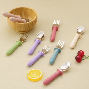 Wholesale Bpa-Free Kids Tableware Set <b>Soft</b> Safe Training Spoon and Fork Wooden Silicone Baby Feeding Utensils - Product Image 4
