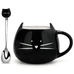 Toptan 12 oz zanaat-UCHOME yaratıcı hediye karikatür siyah ve beyaz seramik kedi kupa ile komik kedi kaşığı 12 oz seramik çay kahve kupa bardak
