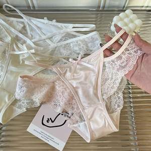 Braguitas Elegantes de Satén con Encaje, de Cintura Media, Tejido Sólido de Secado Rápido para Mujer, Lencería Sexy con Tirantes Finos y Lazo, Suaves y Transpirables - Product Image 1
