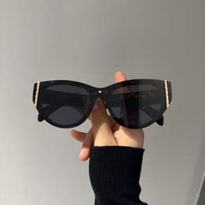 2025 Retro Custom Cat Eye Personalized Design Sun glasses Sunscreen and UV Protection Fashion Women's Sunglasses Wholesale - Product Image 3