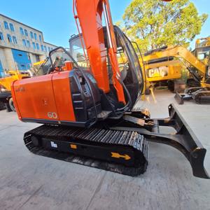 Poids en ordre de marche de 6 tonnes 95% Nouvelle pelle sur chenilles Hitachi ZX60 également disponible Modèles d'occasion ZX60 en VENTE - Product Image 5