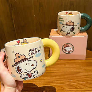 Wholesale New High-quality Animal Cartoon Ceramic Cups Couple Mugs Coffee Cups and Graduated Cups - Product Image 1
