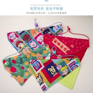 ผ้าพันคอรูปสามเหลี่ยมลายการ์ตูนระบายอากาศได้สำหรับสุนัขและแมว - Product Image 4
