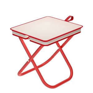 Mesa plegable para exteriores, marco de plástico rojo portátil, diseño compacto para uso en viajes, picnics y camping - Product Image 1