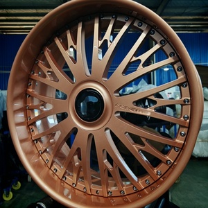 Llantas Forjadas LZT-252 en Oro Rosa con Tapas Flotantes Personalizadas de 20, 22, 24 y 26 Pulgadas, Diseño Cóncavo Profundo para Chevrolet, BMW, Cadillac, Cortez - Product Image 2