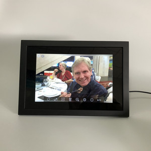 Điện OEM Wifi Đám Mây Rộng Màn Hình 10 Inch Khung Ảnh Kỹ Thuật Số Tất Cả Trong Một Máy Tính Với Chức Năng Video Tải Lên Bức Ảnh thông Qua Ourphoto <span class=keywords><strong>Email</strong></span> - Product Image 1