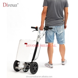 Scooter électrique ultra compact pour adultes, 3 roues, léger et pliable - Product Image 5