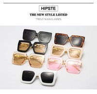 Lunettes de soleil carrées tendance Y2K 2025 – Monture rétro étroite et épaisse unisexe noire, blanche, transparente ou orange – Protection UV400 – Nouveauté irrésistible