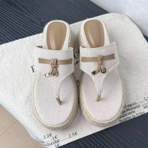 <span class=keywords><strong>Tongs</strong></span> pour femmes de style Grape Mom, avec talon compensé de 6 cm, style vacances, boucle à pompon, en paille tressée, rehaussantes - Product Image 1