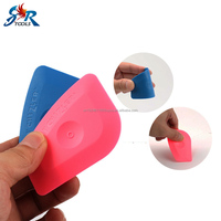Raclette souple rouge et bleue en PP, outil multifonctionnel pour l'application de film vinyle sur vitres de voiture