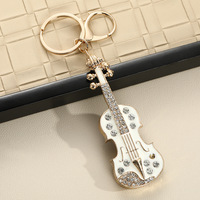 Porte-clés en métal en forme de guitare, symbole musical, vente en gros, coloré, créatif, personnalisé, pour sac, artisanat