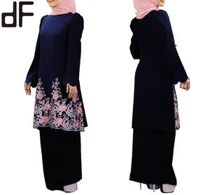 OEM High wality donne musulmane abbigliamento islamico 2 pezzi Abaya Set Crepe Blue Kebaya ricamo pizzo Baju Kurung