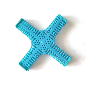 Cage de <span class=keywords><strong>reine</strong></span> des abeilles Chinabees pour l'hiver croisé utilisation hivernale cellules froides Type croisé Cages de receveur en plastique outils d'abeilles cellulaires - Product Image 1
