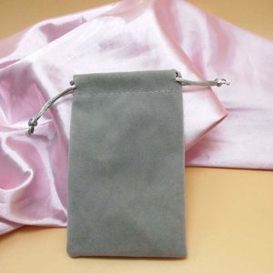 Bolsa de Terciopelo de Alta Calidad con Cordón, Personalizable, para Guardar Joyas, para Empaque de Regalos, con Logotipo Personalizado - Product Image 4