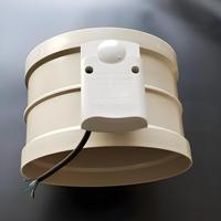 Vanne de retenue électrique en PP résistante à la corrosion avec contrôle du débit d'air et raccordement par conduit enfichable