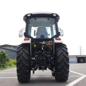 Tracteur agricole diesel 4x4 YTO 50HP 70HP 80HP, modèle 2026, en promotion, petit tracteur agricole à roues avec transmission par engrenages et chargeur frontal - Product Image 1