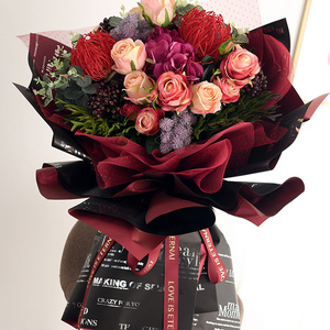 Shinewrap fábrica buen precio al por mayor papel de regalo de flores sobre el amor resistente al desgarro papel de embalaje de regalo de cumpleaños impermeable - Product Image 1