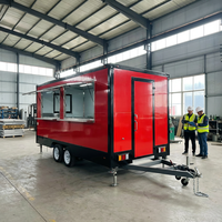 Camion de cuisine mobile de restauration rapide personnalisé, camion de nourriture mobile carré pour les collations, les bonbons, les chips, les concessions