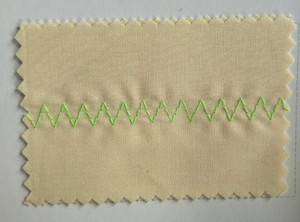 Máquina de Coser Zigzag de Accionamiento Directo HK 20U con Gancho Pequeño - Product Image 6