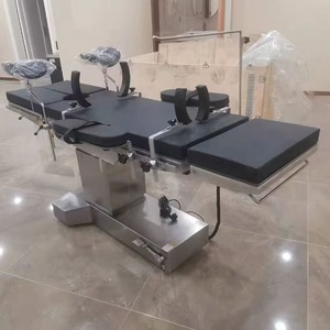 Table d'opération électrique électrohydraulique à position ultra-basse en fibre de carbone pour usage orthopédique, gynécologique, ophtalmique en milieu hospitalier - Product Image 1
