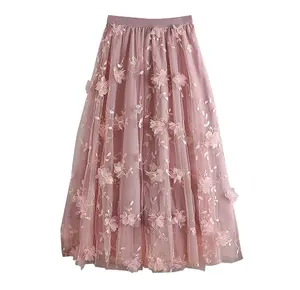 Falda de malla empalmada Floral bordada de alta calidad para mujer, faldas acampanadas de cintura alta elásticas informales, moda 2024 primavera nuevo