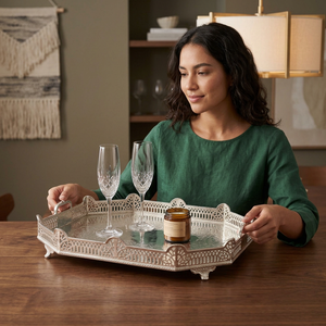 Plateau de service ovale vintage écologique plaqué argent avec poignées |   Fête de mariage à la américaine EPNS Silver - Product Image 1