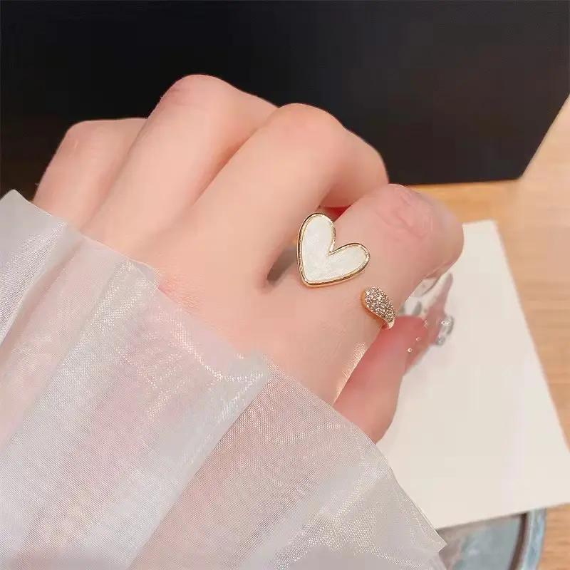 Go Party Exquisite Gold Plated Rhinestone Crystal Heart Index Finger Rings Open Adjustable Ring Jewelry Women
