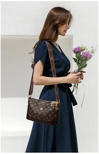 European and American Retro Square <strong>Bag</strong> Trendy Print PU Material Single Shoulder <strong>Bag</strong> Women's Crossbody <strong>Bag</strong> - Product Image 3